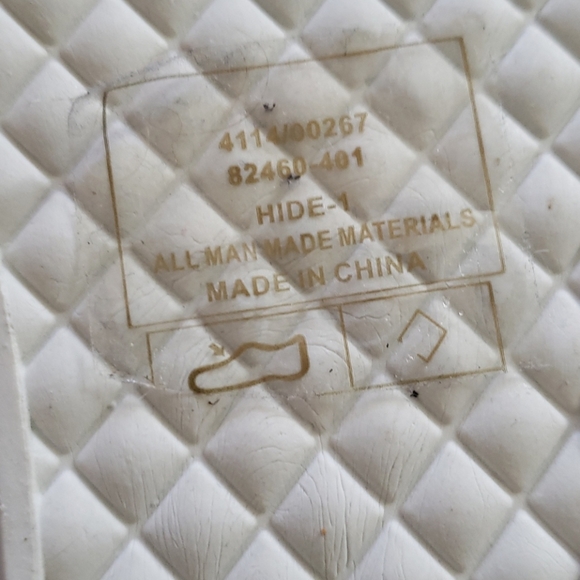 Outwoods Hide-1 Black wedge Booties Size 10 like new - Picture 4 of 9